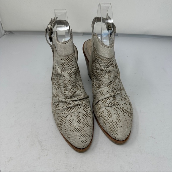 FREE PEOPLE Western Bootie Slingback Sz 38 Laser Cut Floral Leather Boot Boho - Picture 6 of 14